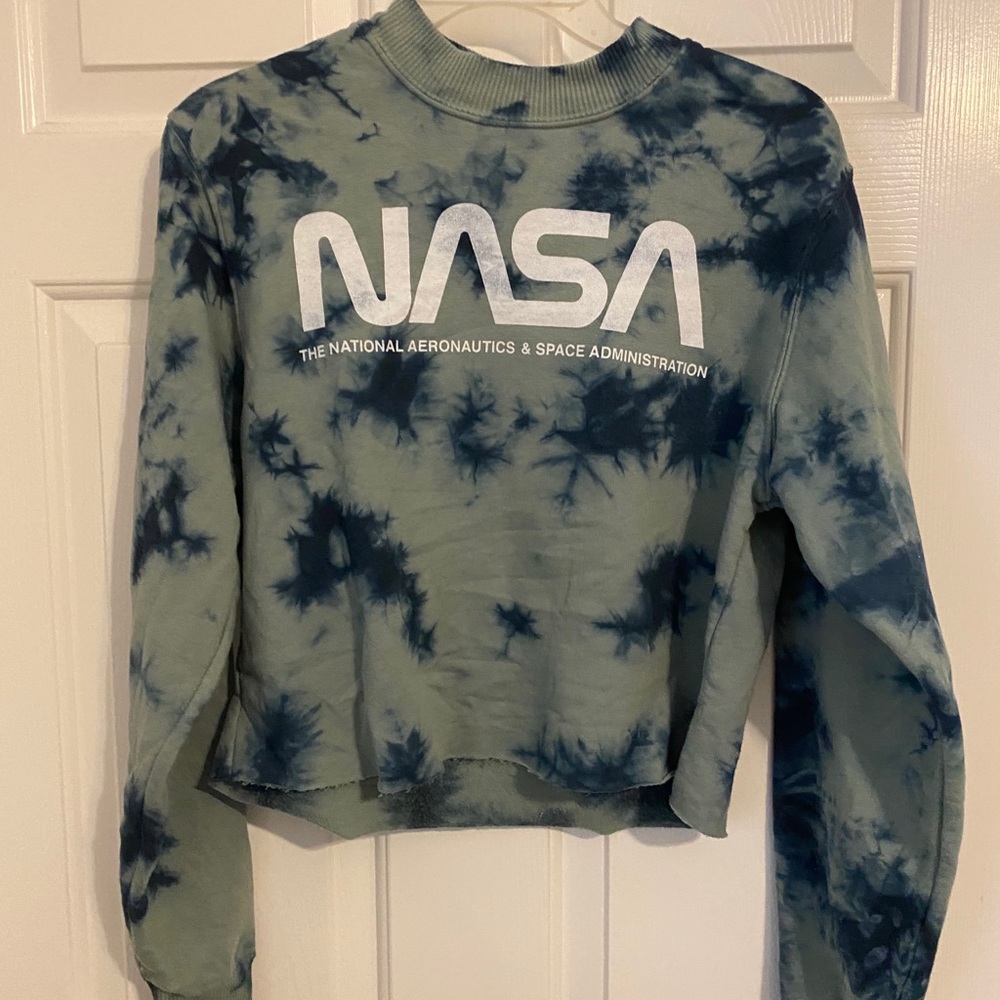 Tie dye nasa cropped sweater